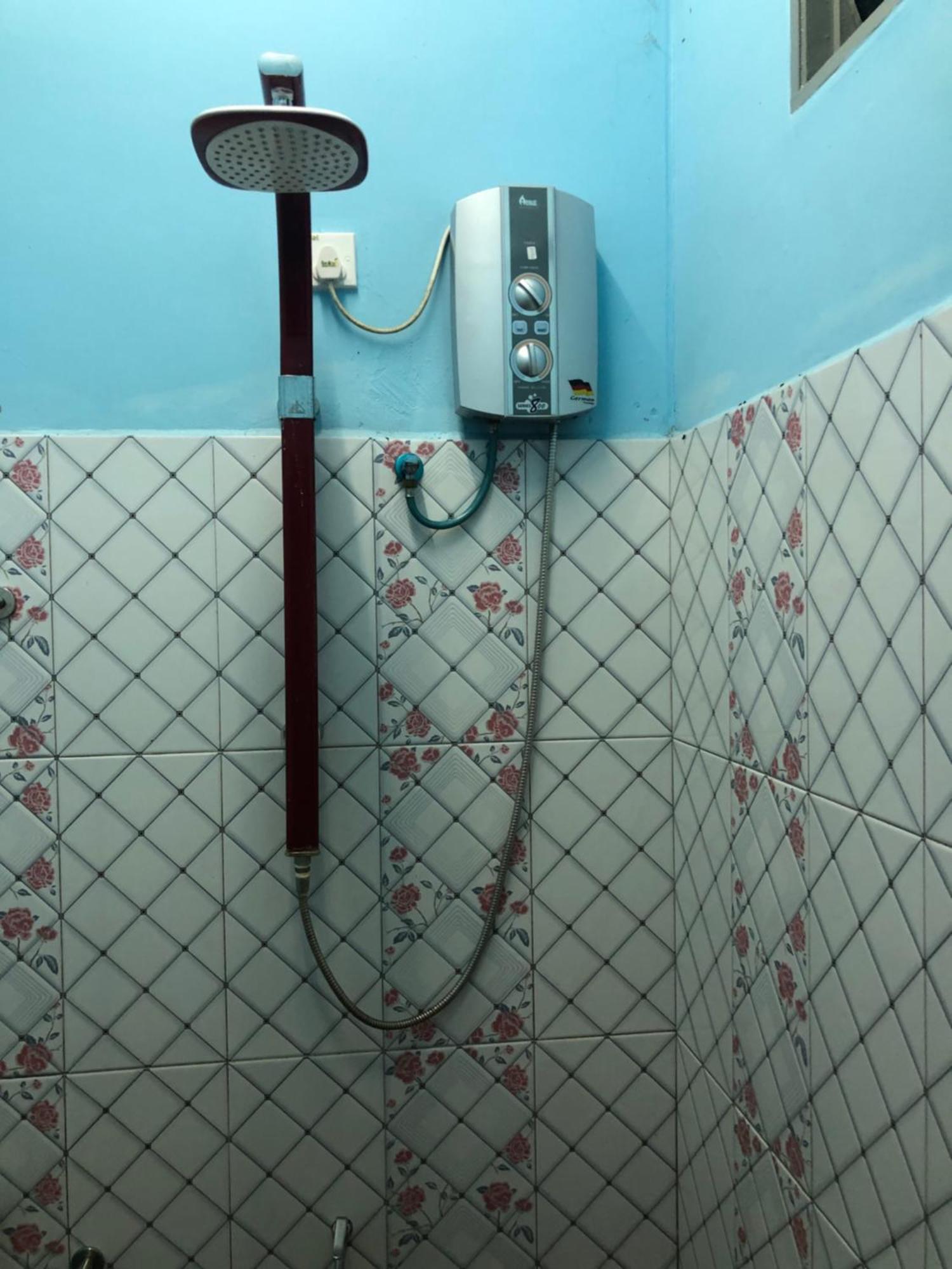 Dtahan Motel Taman Negara กัวลาทาฮัน ภายนอก รูปภาพ