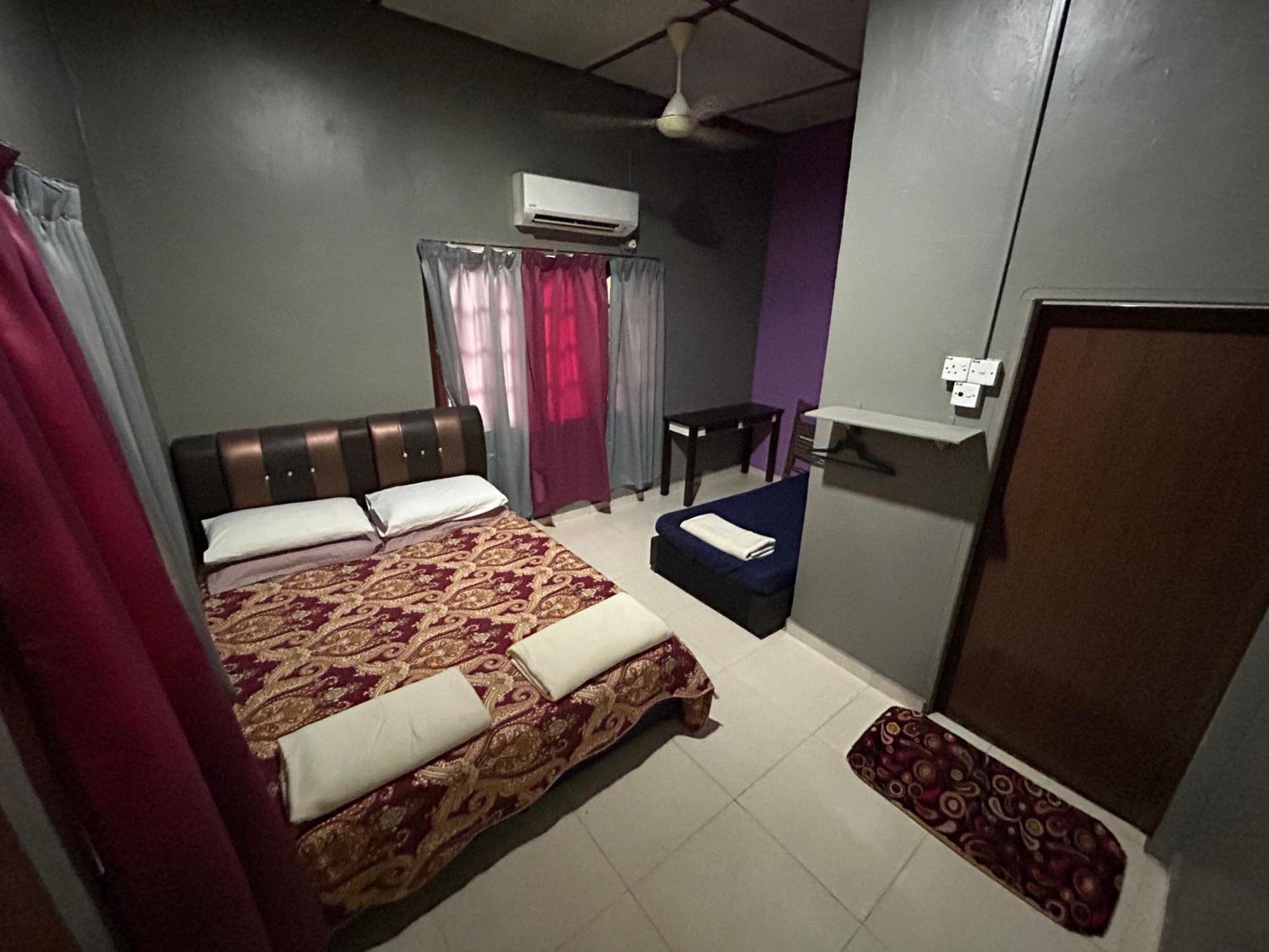 Dtahan Motel Taman Negara กัวลาทาฮัน ภายนอก รูปภาพ