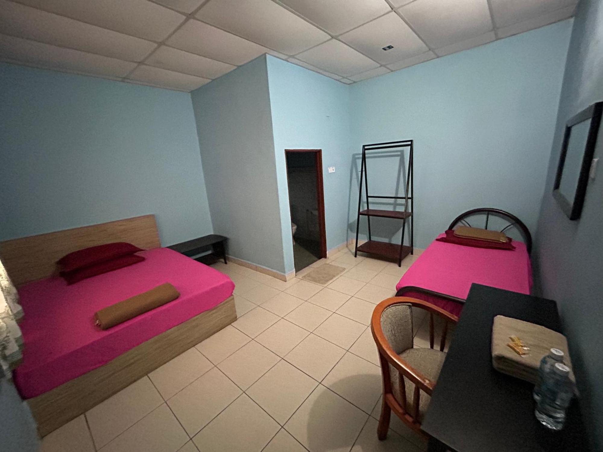 Dtahan Motel Taman Negara กัวลาทาฮัน ภายนอก รูปภาพ