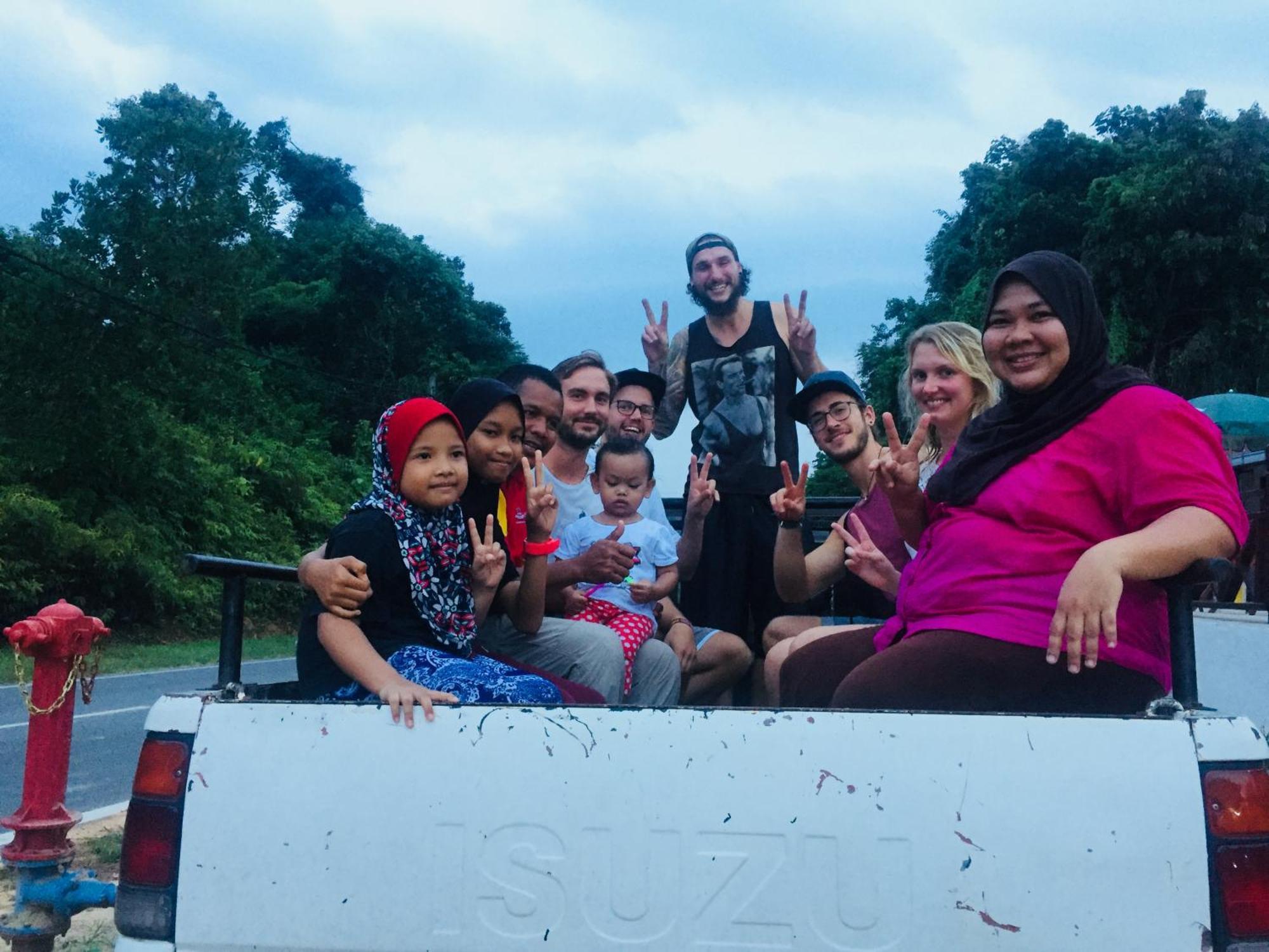 Dtahan Motel Taman Negara กัวลาทาฮัน ภายนอก รูปภาพ