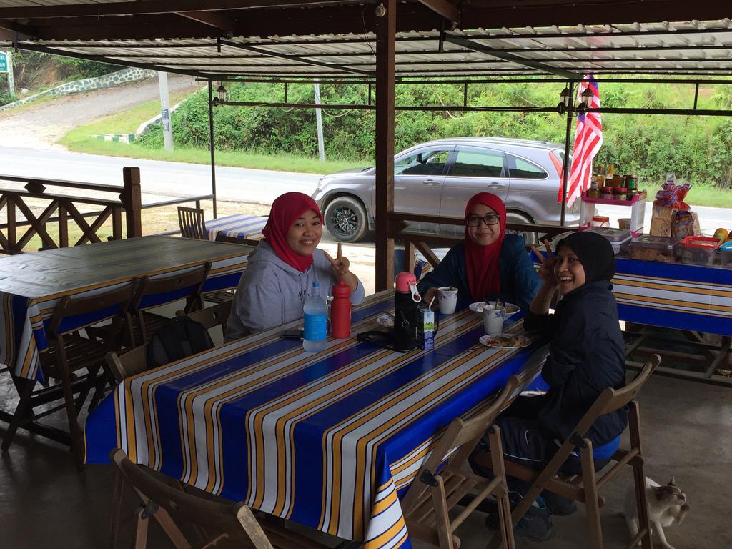 Dtahan Motel Taman Negara กัวลาทาฮัน ภายนอก รูปภาพ